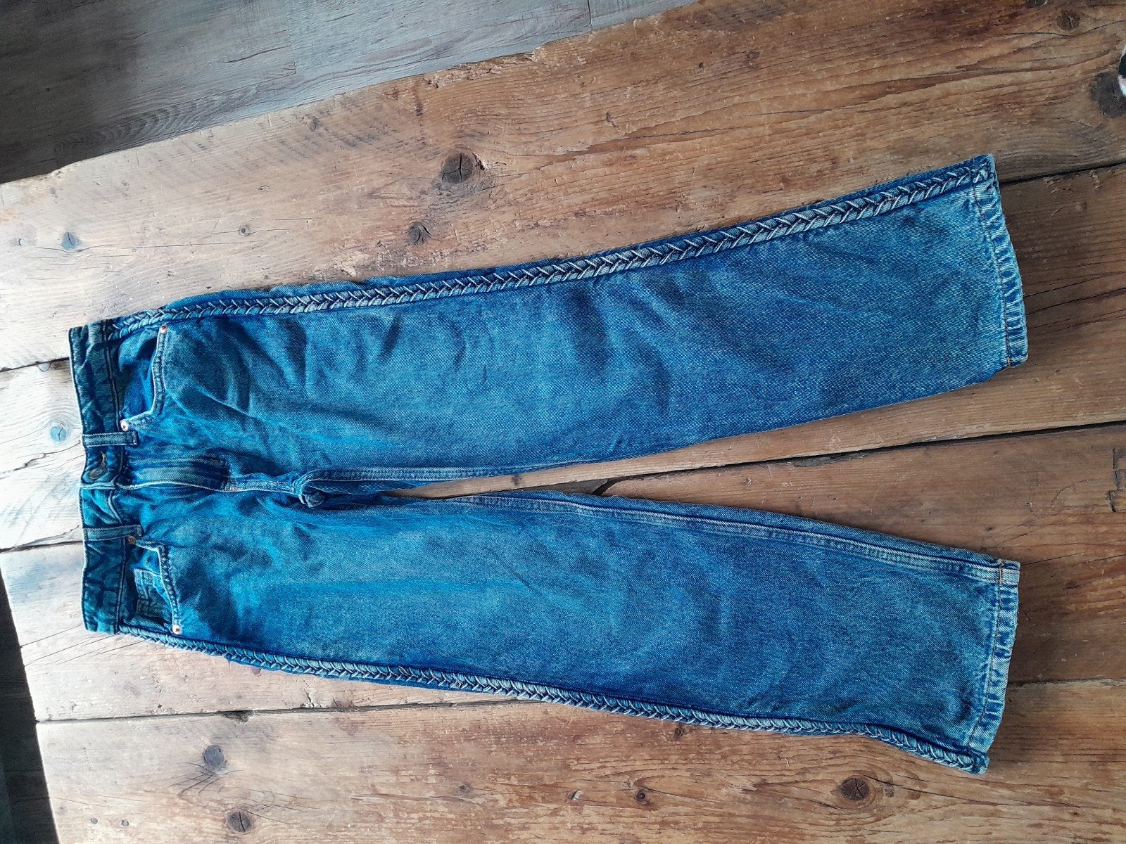 Nieuwe jeans met vlecht aan zijkant maat 36 s, Ophalen of Verzenden, Nieuw, Blauw, W28 - W29 (confectie 36)