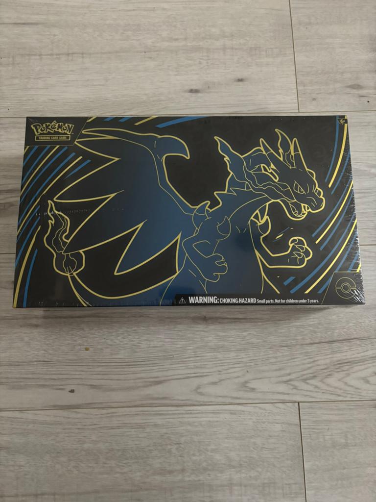 Pokemon Mega Charizard X Ultra Premium Collection (UPC), Ophalen of Verzenden, Zo goed als nieuw