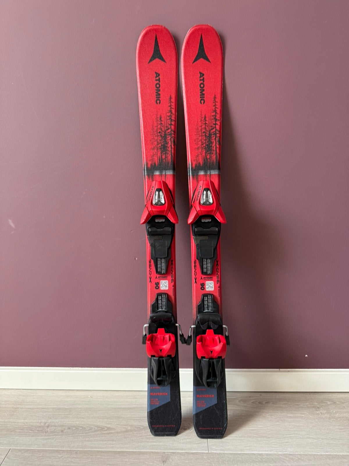 Kinderski’s Atomic Maverick 90cm compleet met bindingen, Sport en Fitness, Skiën en Langlaufen, Ophalen, 100 tot 140 cm, Zo goed als nieuw
