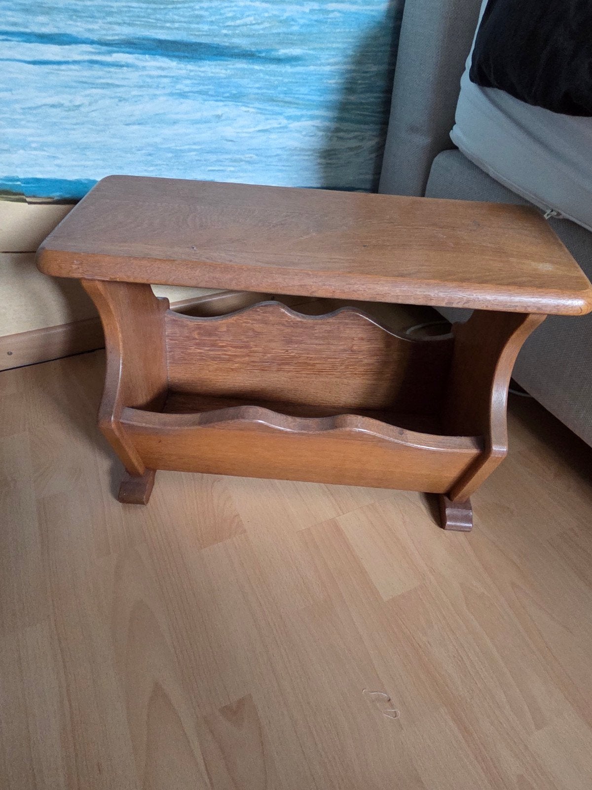 Vintage bijzettafel/lectuurbak van Meubelfabriek Oisterwijk, Ophalen, Minder dan 45 cm, Gebruikt, Vintage, Klassiek