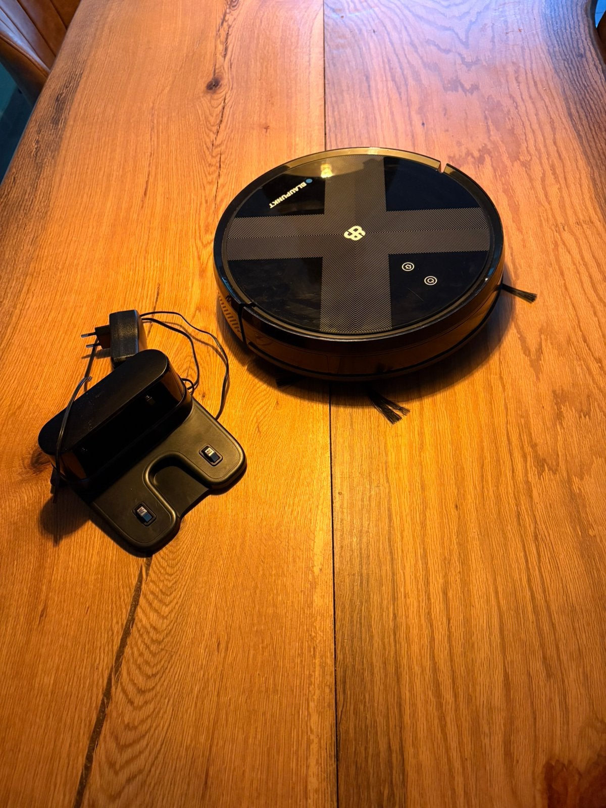 Robot stofzuiger, Ophalen of Verzenden, Zo goed als nieuw