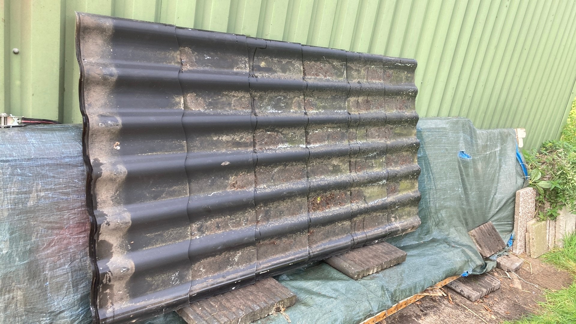 Dakpanplaten met vorsten, Dakplaat of Dakpanplaat, Gebruikt, Zwart, Ophalen of Verzenden