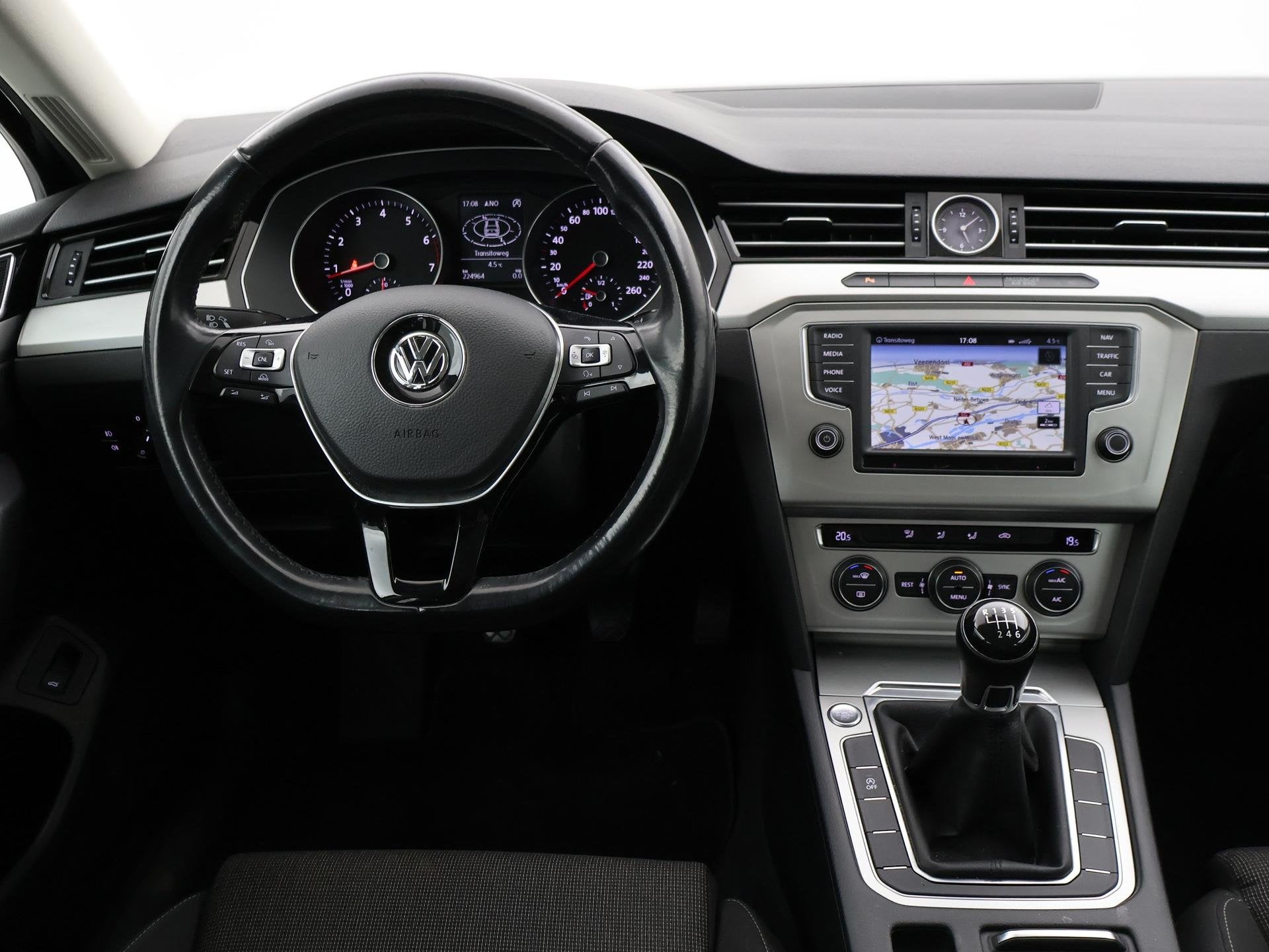 Volkswagen Passat Variant 1.4 TSI COMFORTLINE + TREKHAAK 150, Voorwielaandrijving, Gebruikt, 4 cilinders, Automatische klimaatregeling