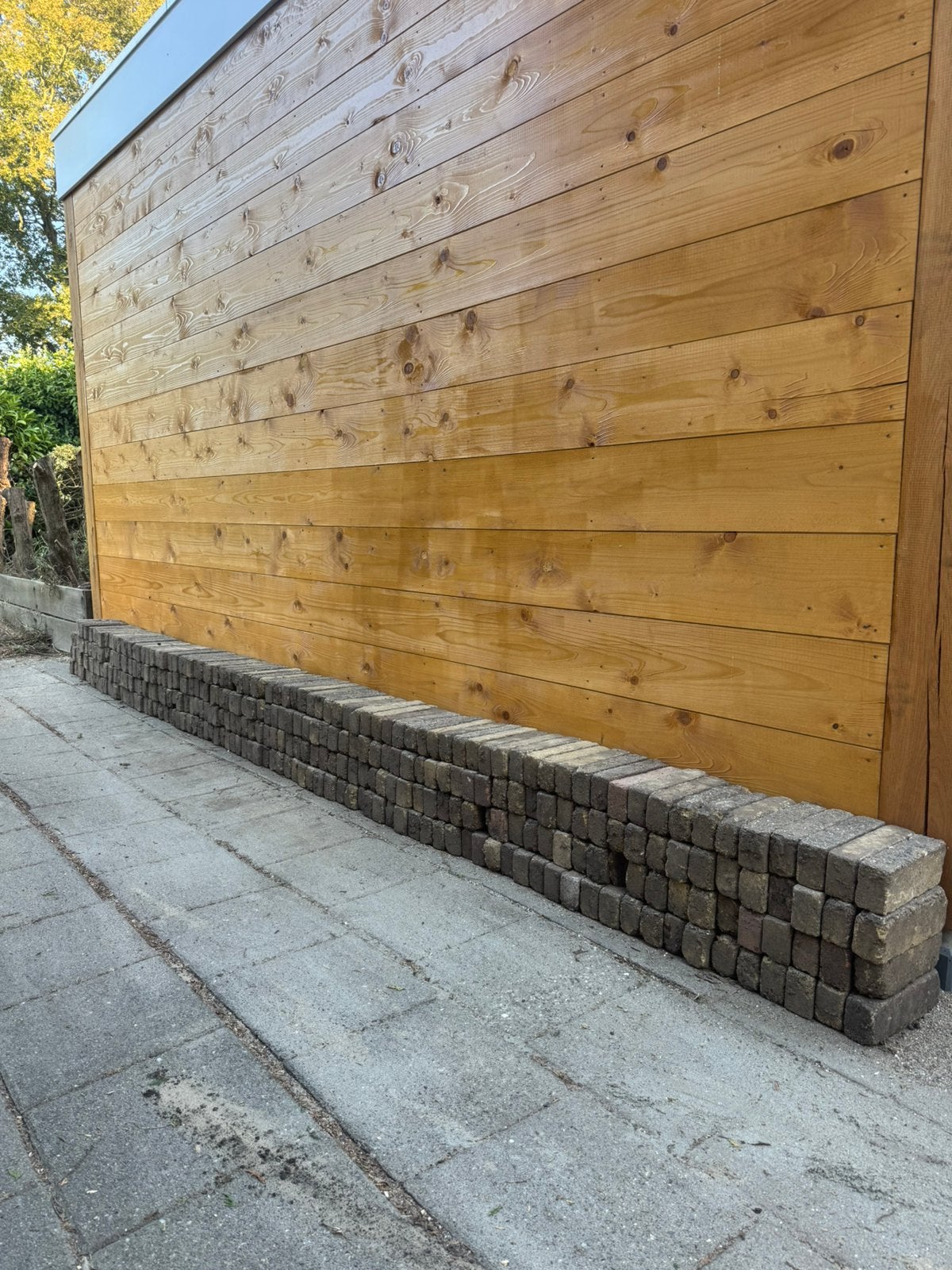 GRATIS ! 250 klinkers, 20 x 5 x 7. Ongeveer 2.5 m2, Tuin en Terras, Ophalen, Zo goed als nieuw, Beton, Klinkers