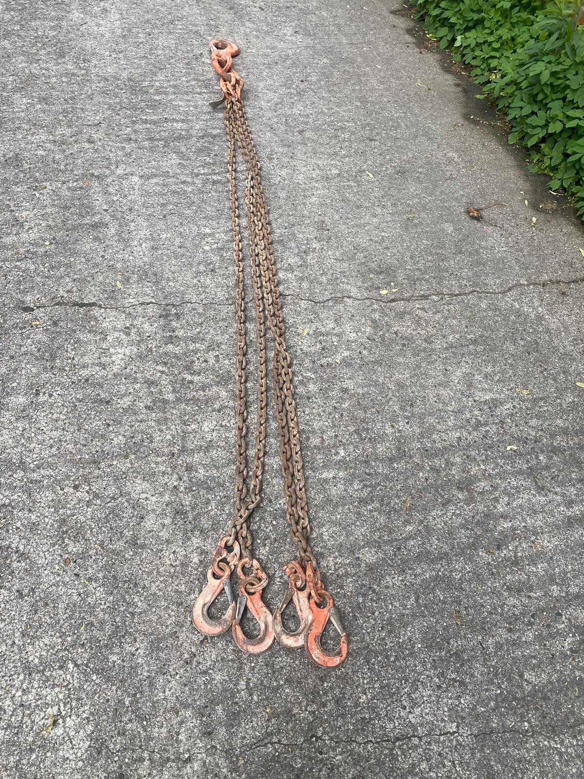 Viersprong ketting met haken, Ophalen, Zo goed als nieuw