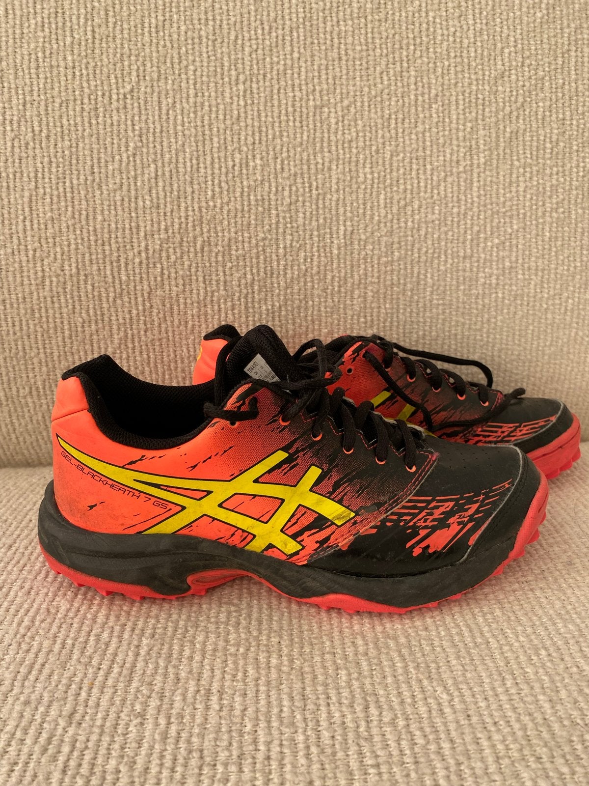 ASICS Hockeyschoenen - Maat 37.5, Ophalen of Verzenden, Gebruikt, Schoenen