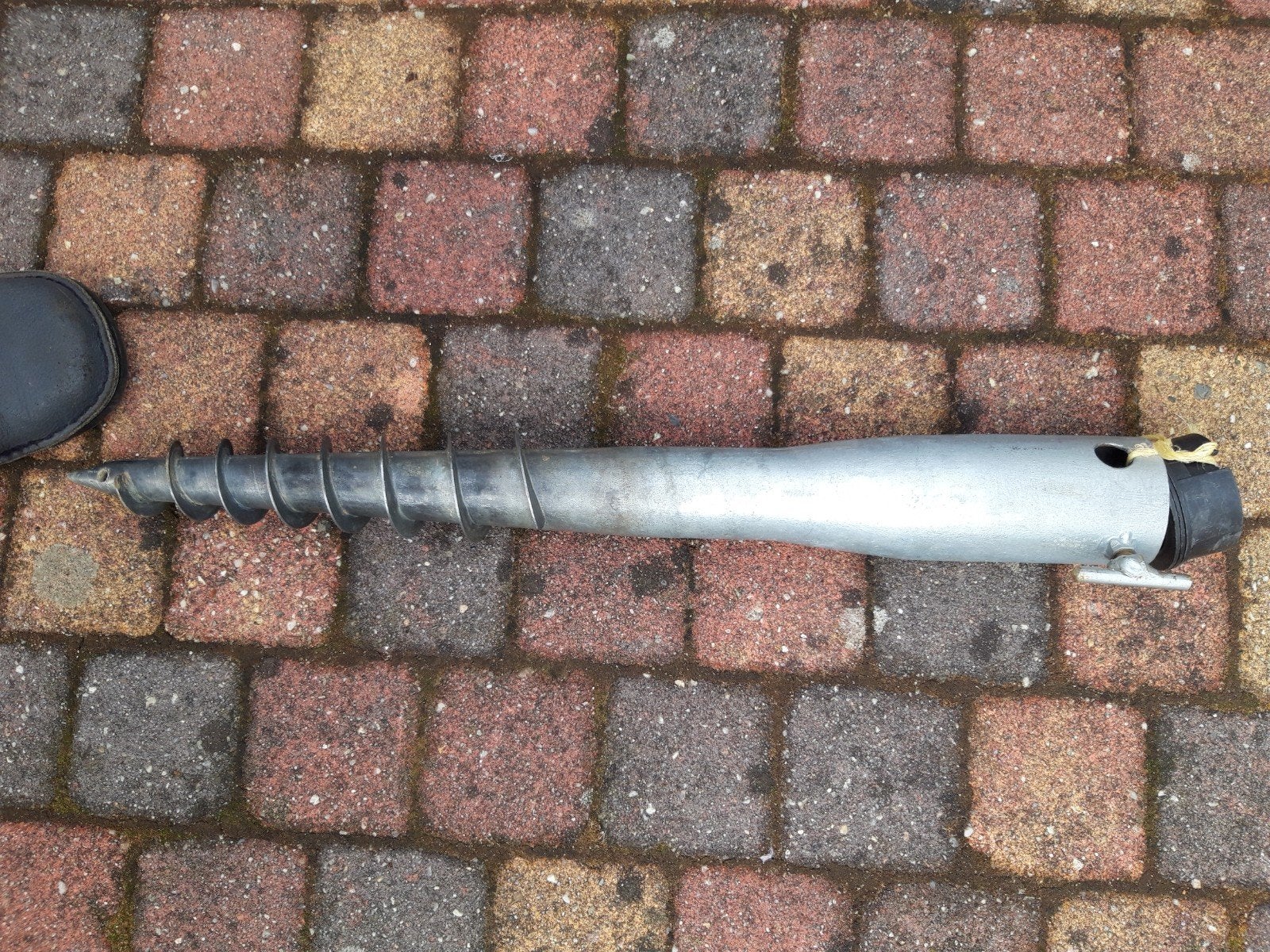 Parasol  pen, Ophalen