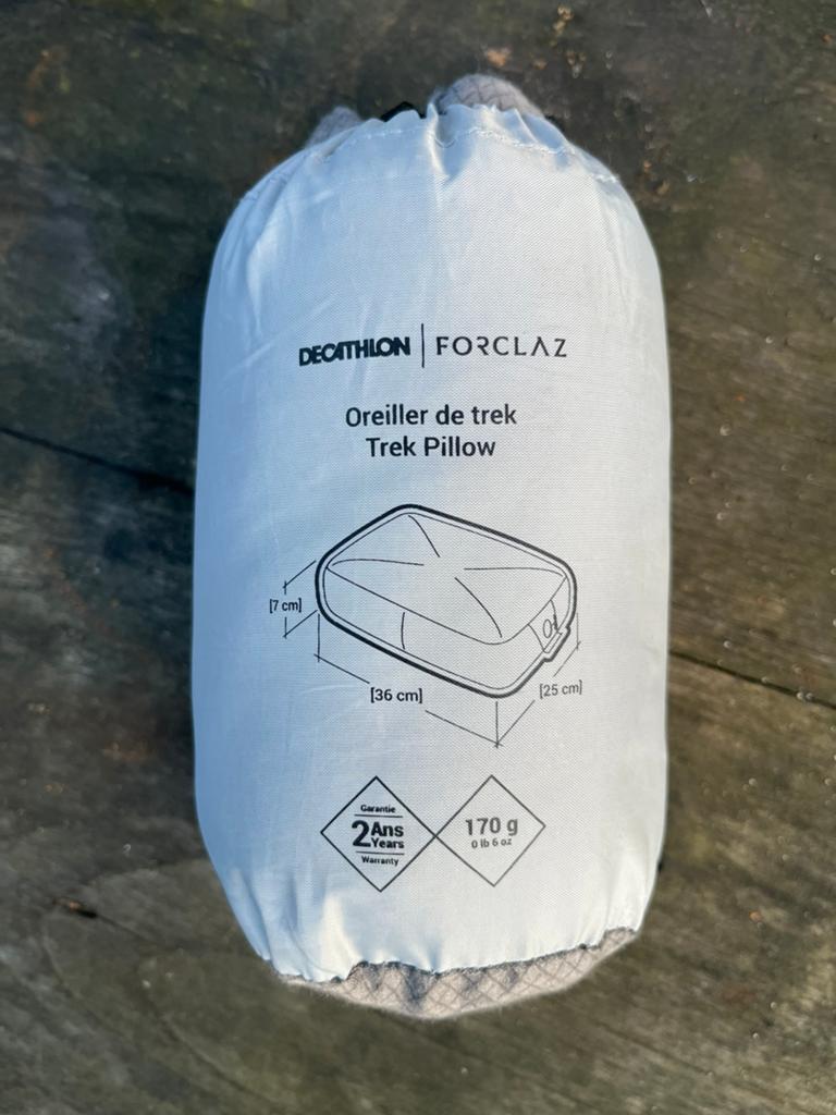 Decathlon Forclaz slaapkussen voor kampeerders Trek Pillow, Ophalen of Verzenden, Zo goed als nieuw