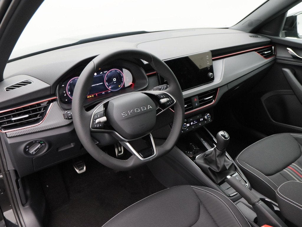Skoda Kamiq Monte Carlo 1.0 TSI 115 PK | Panoramadak | Stoel, Auto's, Skoda, Voorwielaandrijving, Euro 6, Zwart, Origineel Nederlands