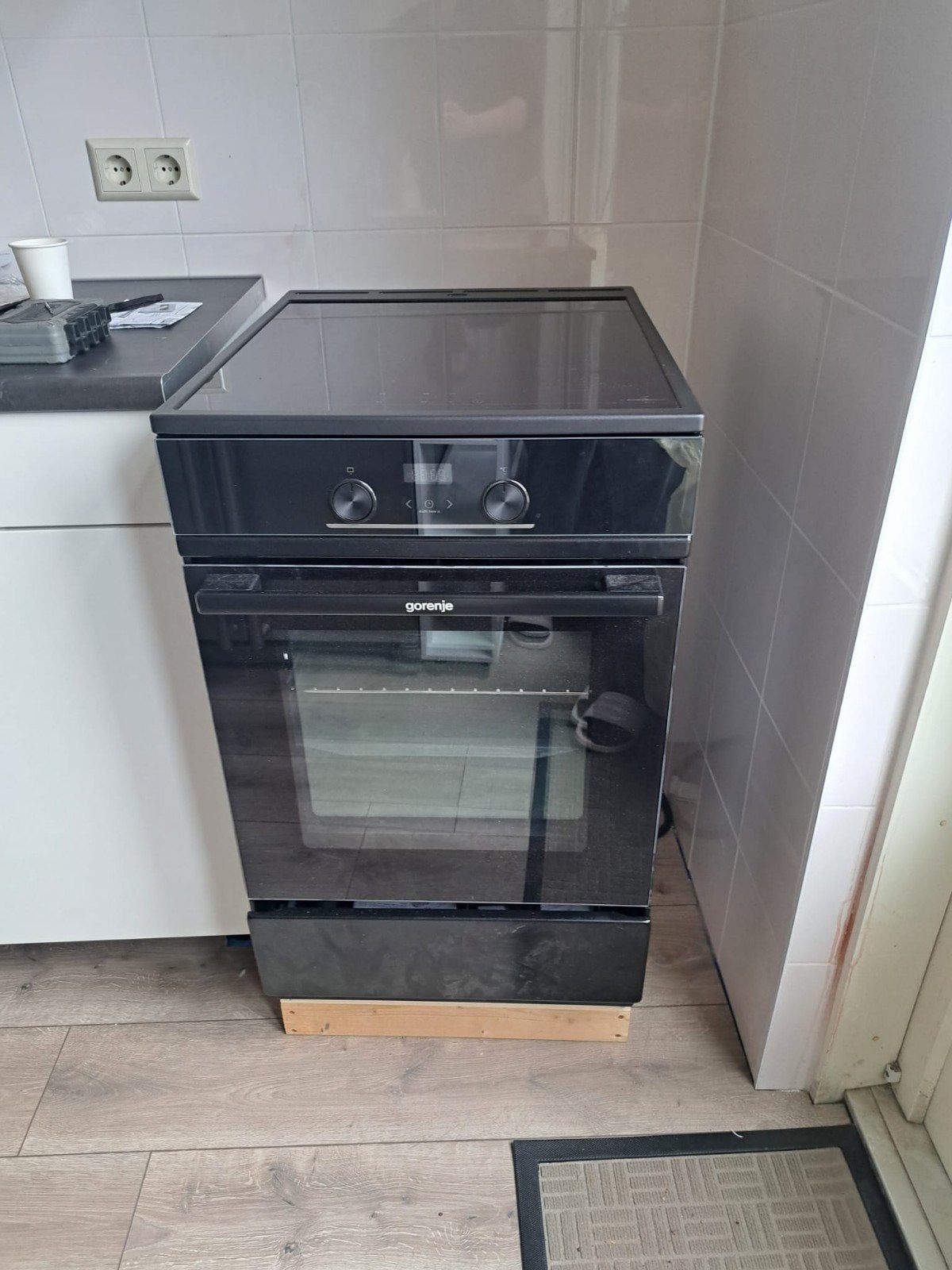 Gorenje GEIT6C60XPG Inductiekookplaat met Oven Zwart, Ophalen, Nieuw, 4 kookzones, Inductie