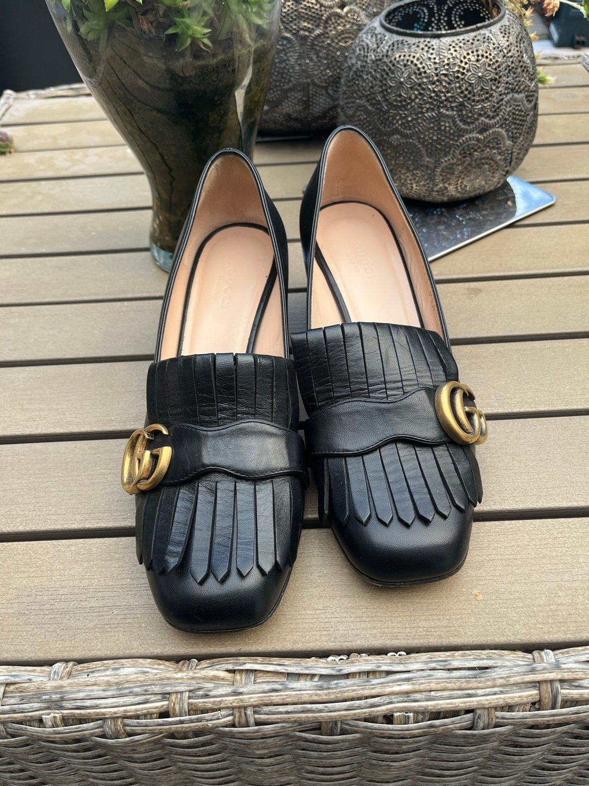 Gucci Jordaan Loafers met Franjes en GG Logo - Maat 37.5, Kleding | Dames, Ophalen of Verzenden, Zo goed als nieuw, Zwart, Instappers