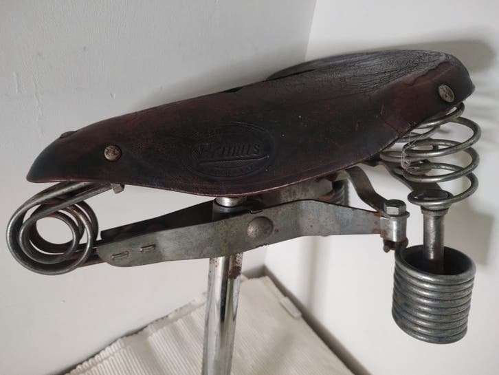 K748 Lepper Primus zadel met bijbehorende zadelpen, Gebruikt, Leer, Lepper Primus, NL