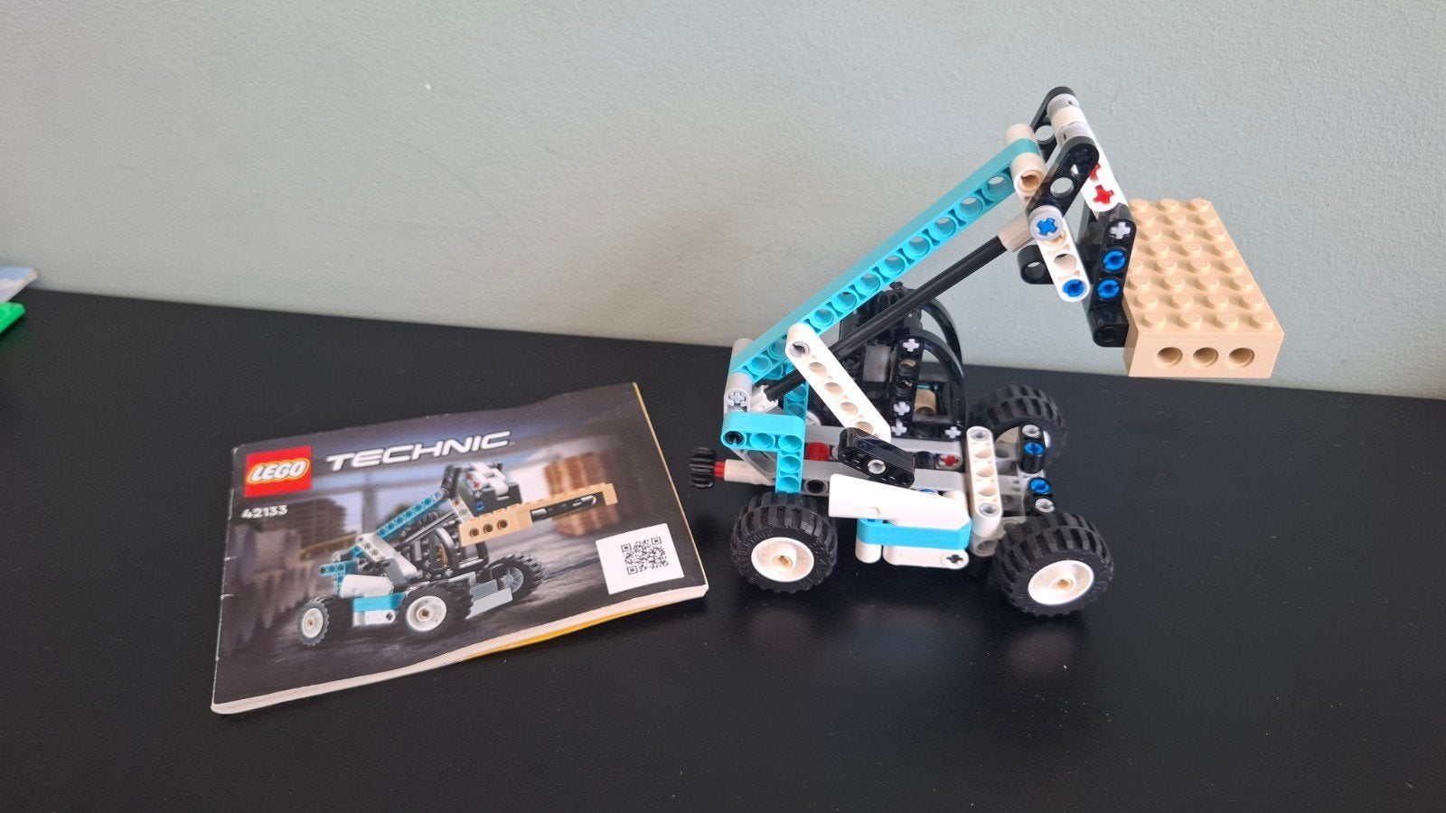 LEGO Technic 42133 Verreiker – compleet + boekje, Kinderen en Baby's, Inclusief instructies, Lego, Ophalen of Verzenden, Zo goed als nieuw