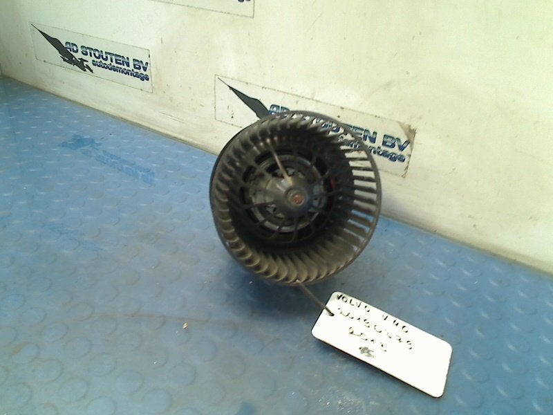 Kachel Ventilatormotor Volvo V40 (MV) 2013 AV6N18456AA, Gebruikt, Siegburger Straße 229, Köln 50679, , Duitsland, Info@volvocars.com