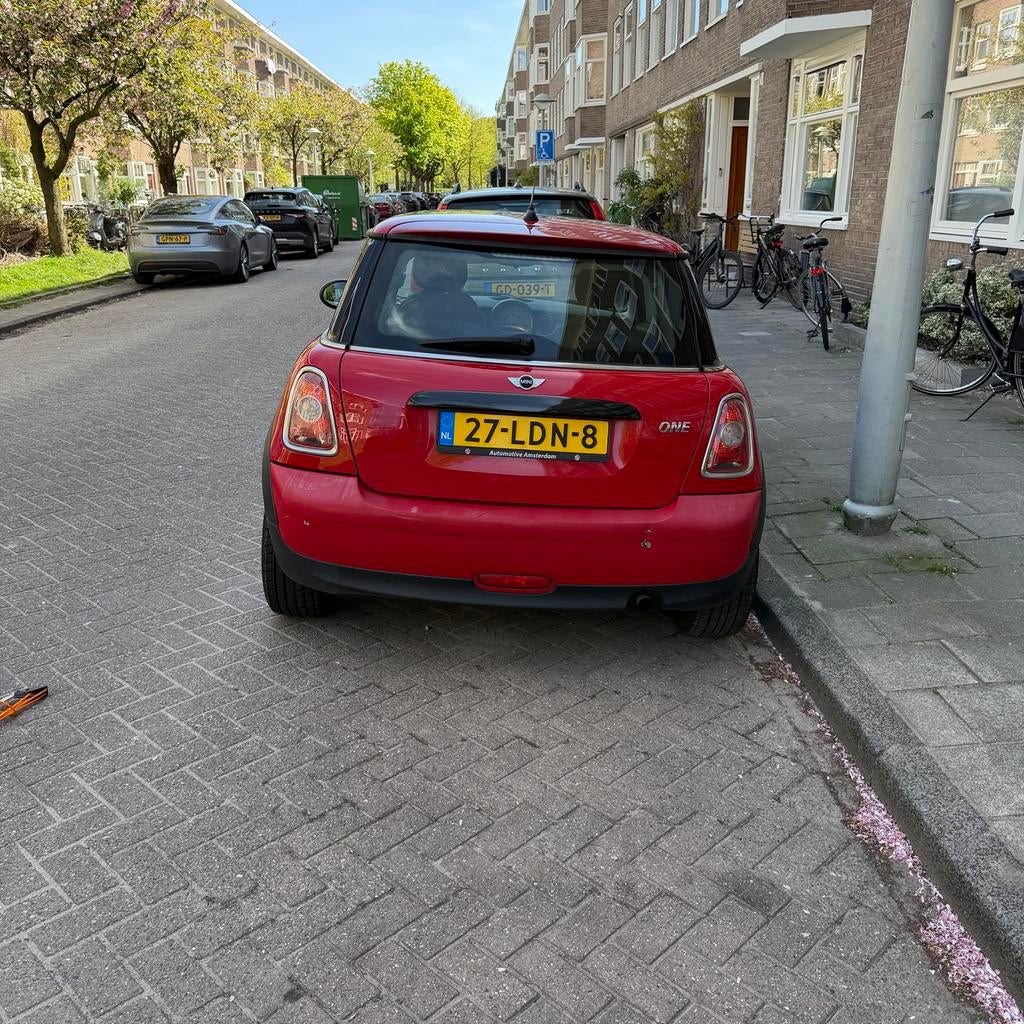 Mini (r56) 1.6 75pk 2010 Rood, Auto's, Mini, Particulier, One, Benzine, B, Hatchback, Handgeschakeld, Origineel Nederlands, Rood