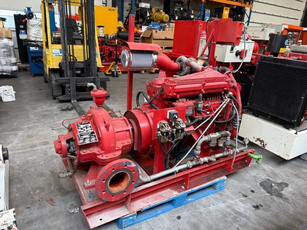 Iveco 8061 SRI 41.00 Armstrong Diesel Waterpomp 454 m3 / h 1, Ophalen of Verzenden