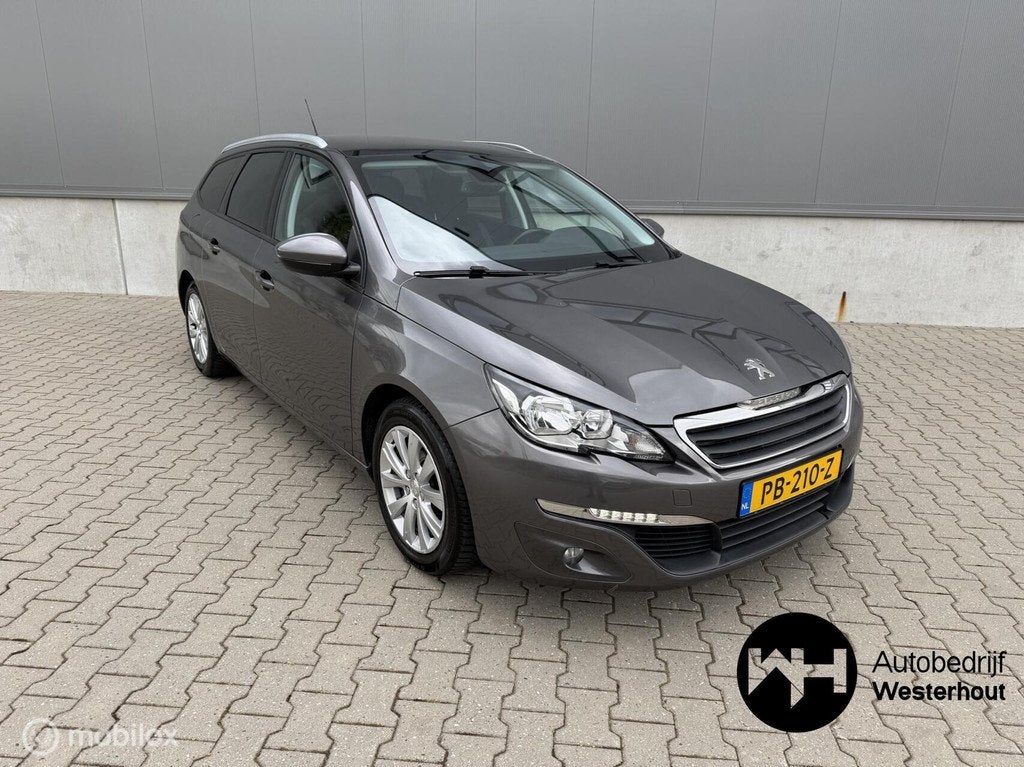 Peugeot 308 SW 1.2 PureTech Allure|VOL. ONDERHOUDEN|PANO.DAK, Auto's, Voorwielaandrijving, Gebruikt, Euro 6, 1199 cc