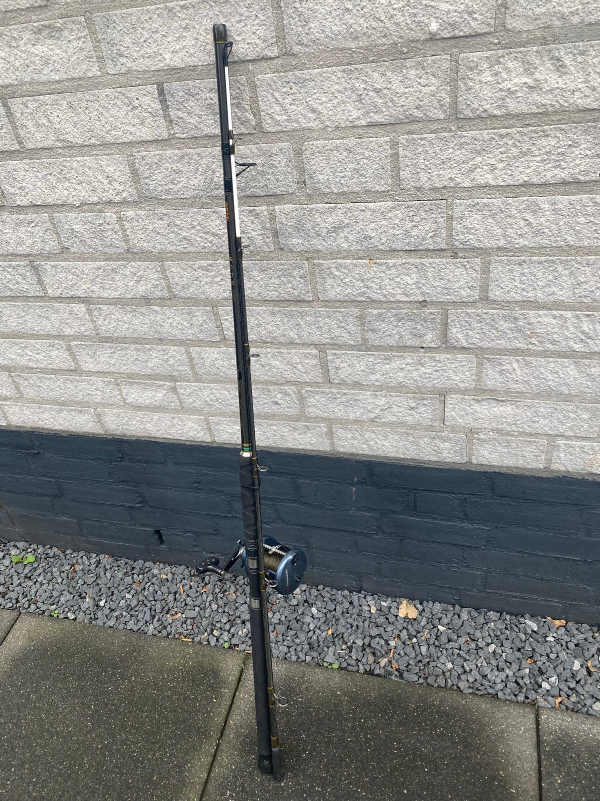 Shimano Beastmaster Boat 240M met Commodore 7L reel, Ophalen, Gebruikt