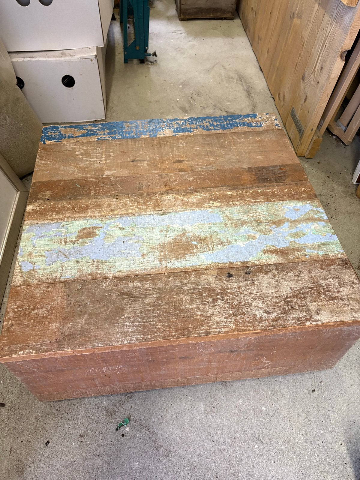 Stoere Salontafel 70x70x33 cm - Robuust en Uniek Design, Gebruikt, Vierkant, 5 – 50, Overige houtsoorten