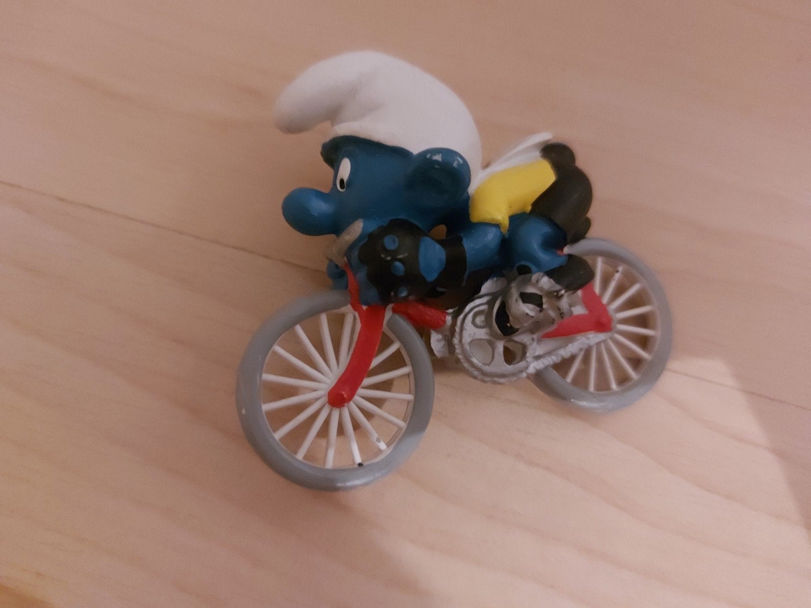 (Zeldzaam) Smurf wielrenner, Verzamelen, Smurfen, Ophalen, Zo goed als nieuw, Verschillende Smurfen