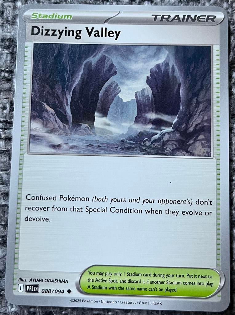 Trainerkaart Dizzying Valley • Phantasmal Flames (088/094), Verzenden, Nieuw, Losse kaart
