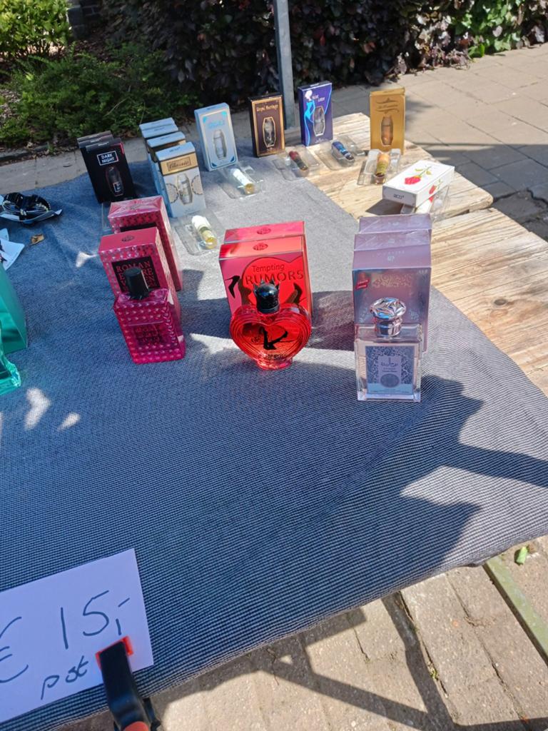 Te koop dames parfum, Ophalen, Nieuw