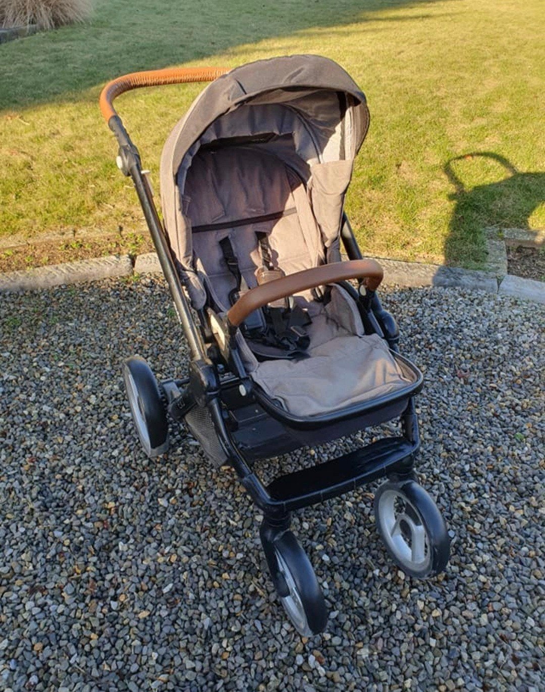 Mutsy Evo Combiwagen met Reiswieg en Autostoeltje, Ophalen, Zo goed als nieuw, Mutsy, Met reiswieg