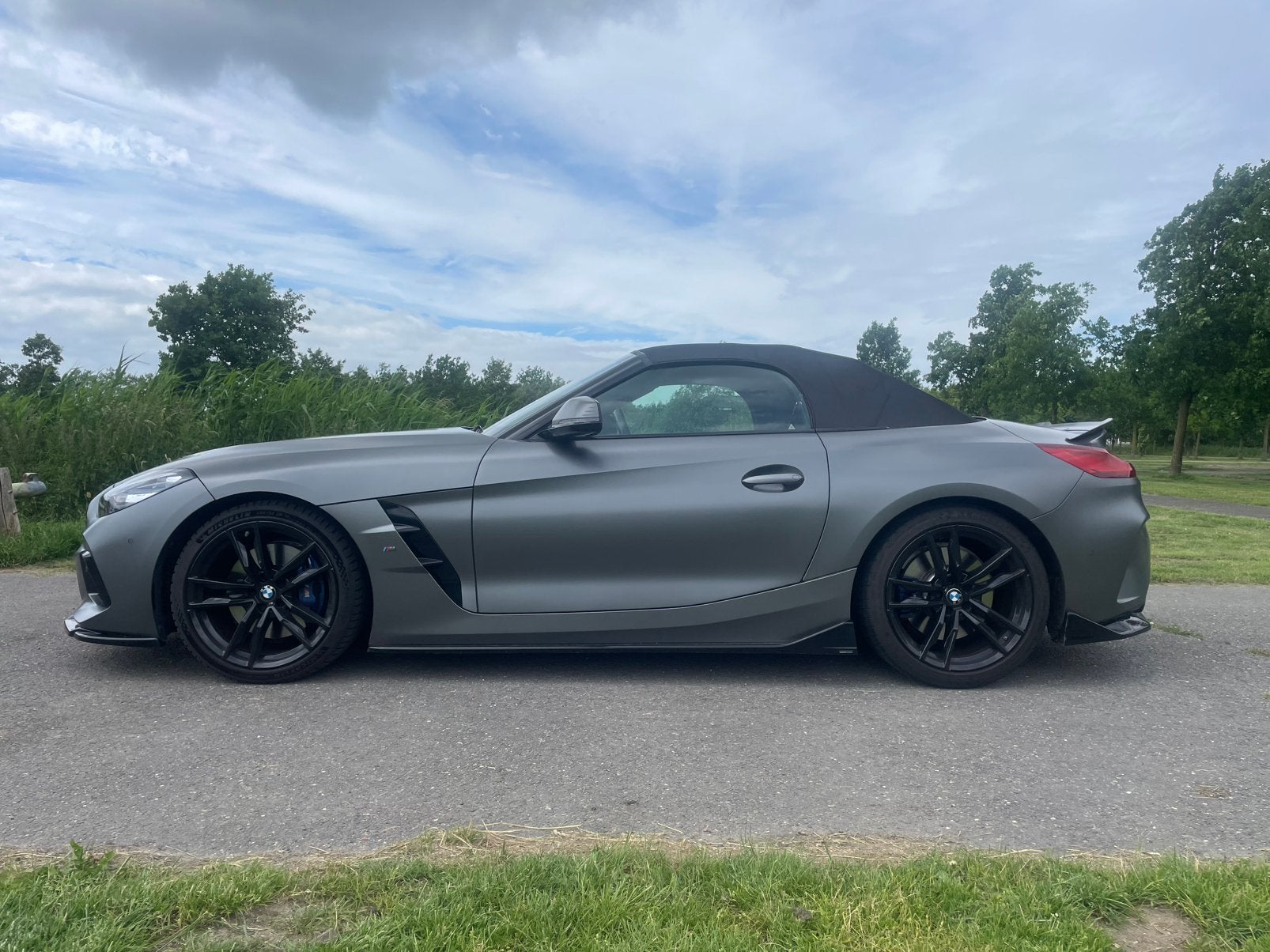 BMW Z4 M40i High Executive | Frozen Grey, Auto's, BMW, Achterwielaandrijving, Cabriolet, 340 pk, 2998 cc