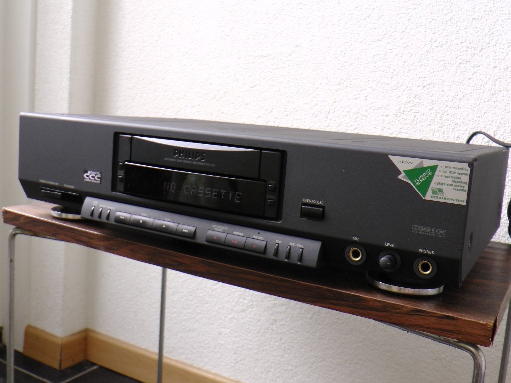 Philips DCC951, Audio, Tv en Foto, Cassettedecks, Ophalen of Verzenden, Enkel, Philips, Tiptoetsen