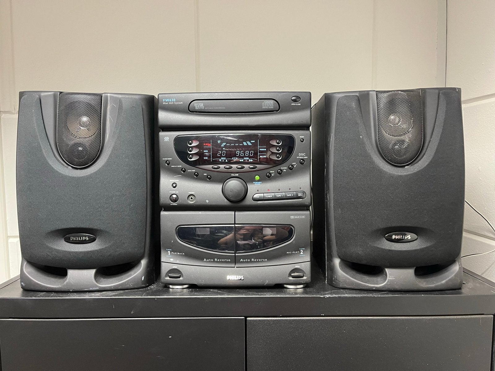 Philips Microset FW630/22 met speakers (radio/receiver OK), Ophalen, Philips, Gebruikt, Tuner of Radio