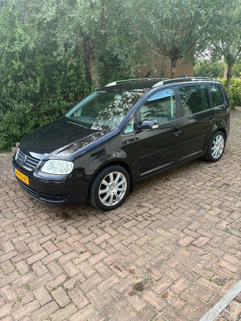Volkswagen Touran 2.0 110KW 2004 Zwart, Stof, 4 cilinders, 1984 cc, Zwart