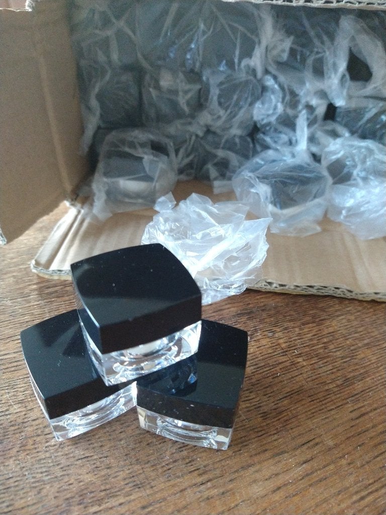 mini creme potjes, Ophalen of Verzenden, Nieuw, Overige kleuren, Handen en Nagels