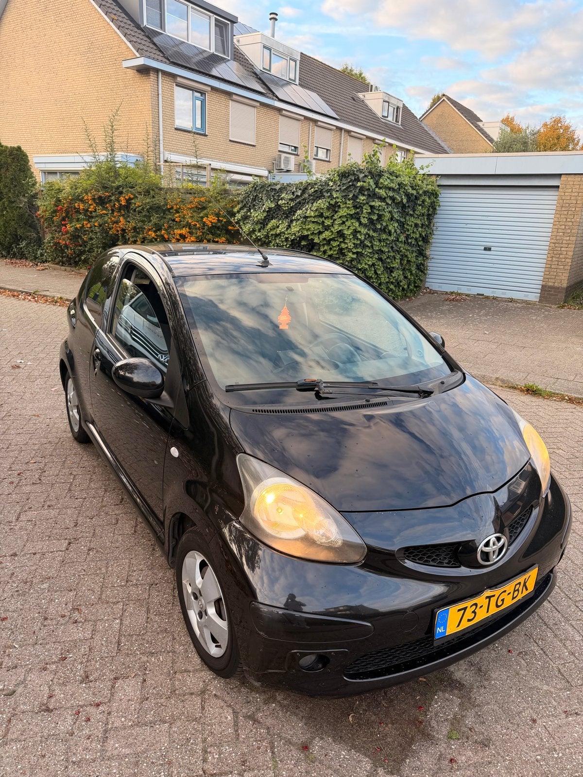 Toyota Aygo 1.0 12V Zwart, Fietsen en Brommers, Ophalen of Verzenden, Benzine, 998 cc