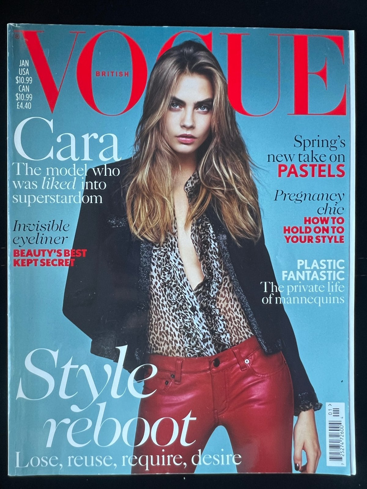 Bitish Vogue met Cara Delevingne op de cover, Boeken, Ophalen of Verzenden, Zo goed als nieuw, Damesbladen