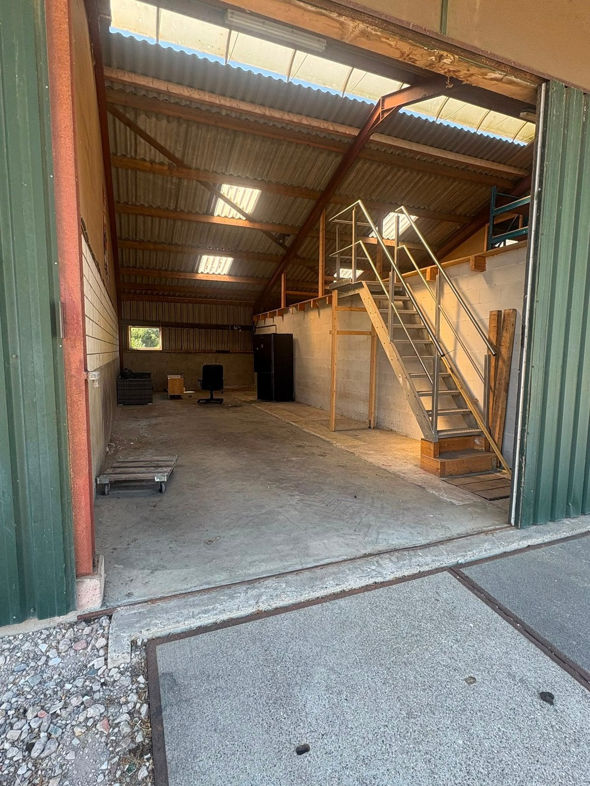 350 m² opslag- en stallingsruimte te huur – Groot-Ammers, 350 m², Huur, Opslag of Loods