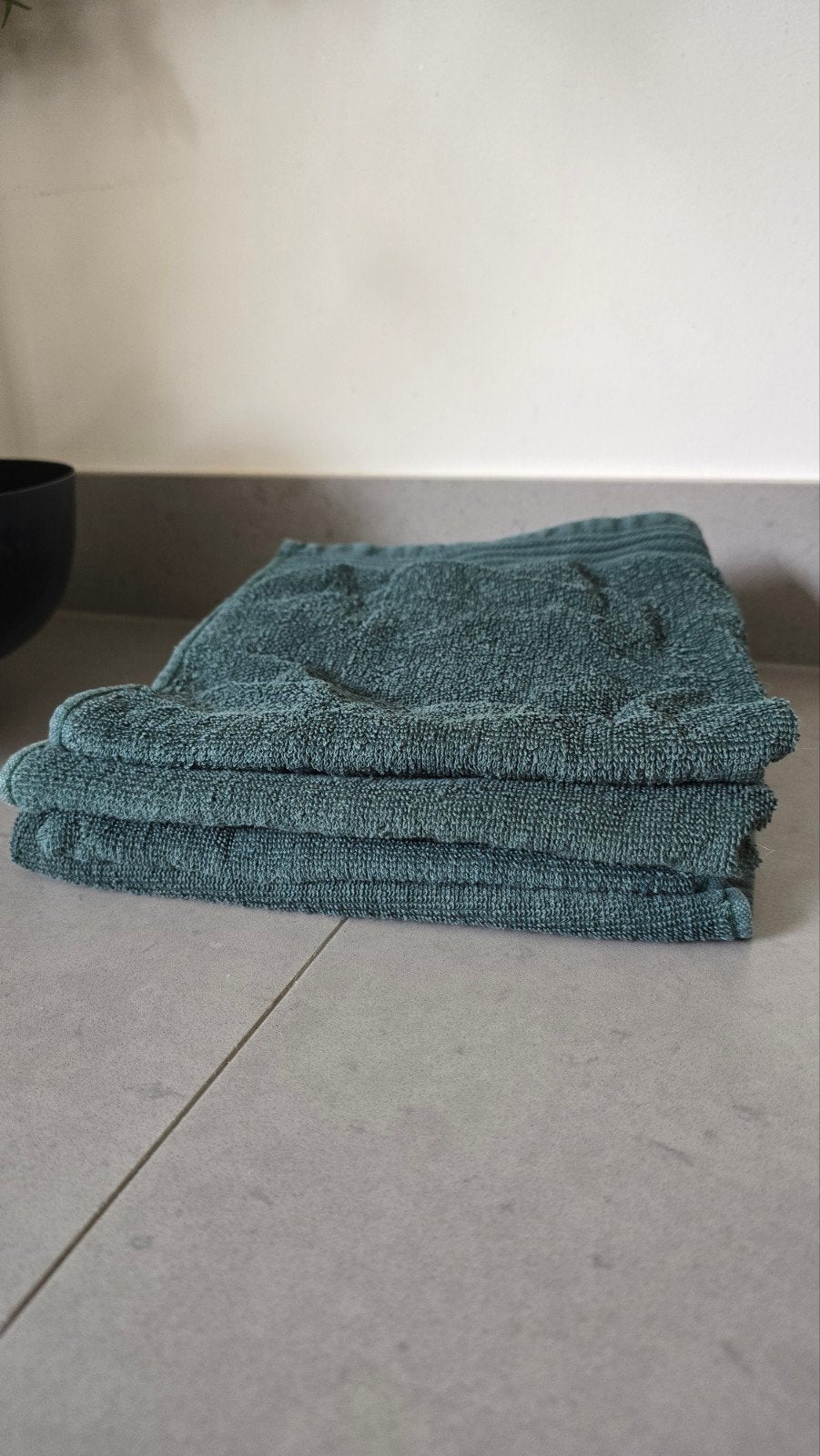 Gratis 4x Hema donkergroene handdoeken - Gebruikt, Huis en Inrichting, Badkamer | Badtextiel en Accessoires, Ophalen, Handdoek