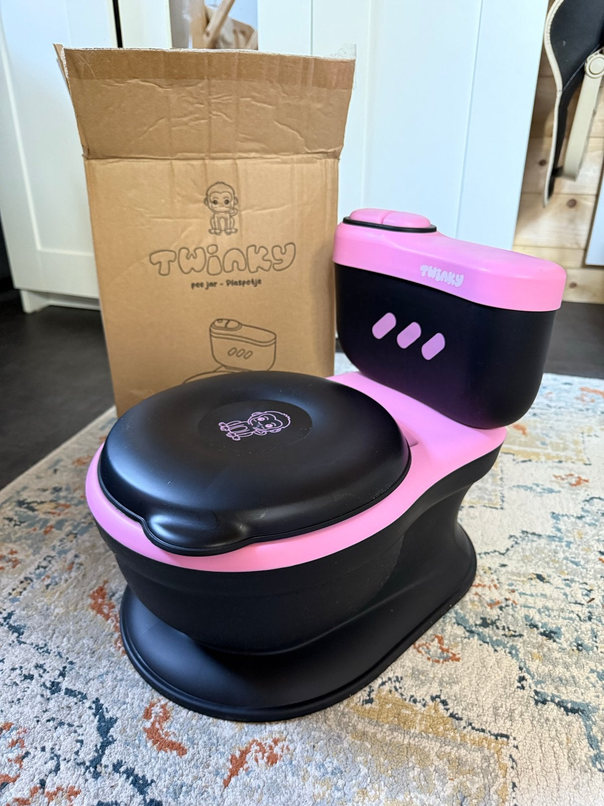 Nieuw Twinky Plaspotje - Roze/Zwart, Ophalen of Verzenden, Nieuw