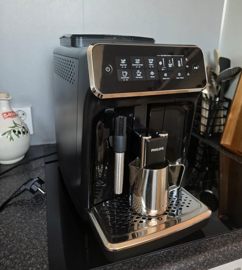 Philips 3200 Serie Volautomaat (EP3221/40) – Model 2023, Witgoed en Apparatuur, Koffiezetapparaten, Gebruikt, Koffiebonen, Koffiemachine