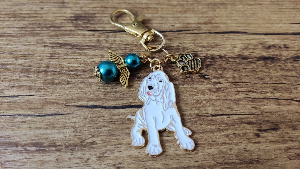 Sleutelhanger Tashanger Basset hound groot emaille gold, Dieren en Toebehoren, Overige merken, Verzenden, Nieuw, Hondenriem