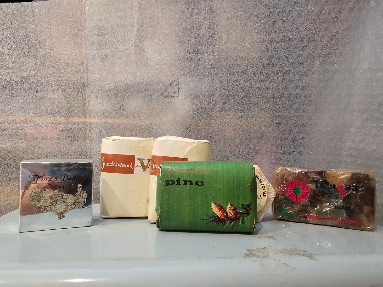 6 STUKKEN ZEEP 3 STUKS VINOLIA,, Ophalen, Nieuw, Bad & Douche