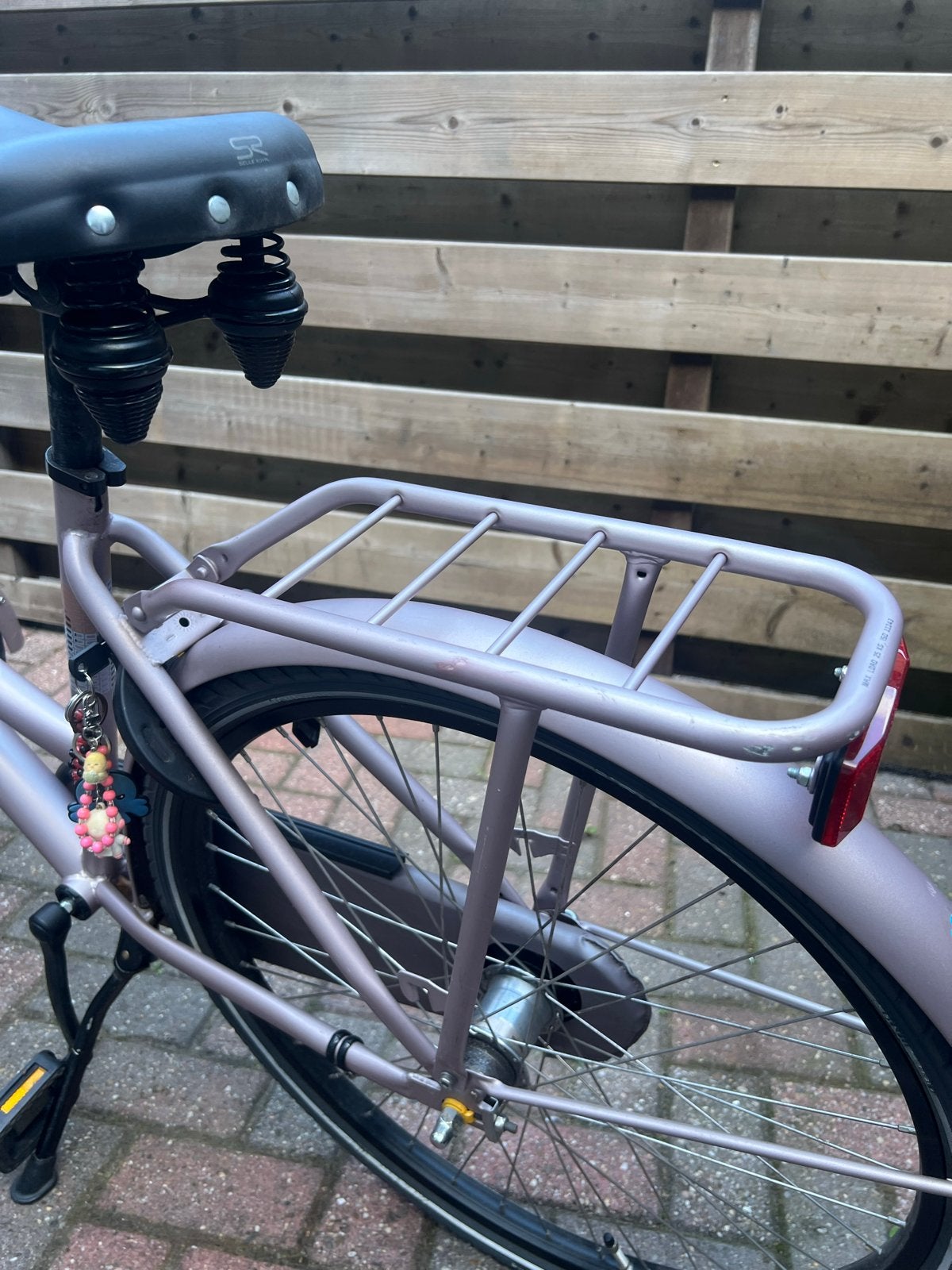 Foto 6 van Cortina U4Transportfiets R3M26 Mini Roze - Zo goed als nieuw