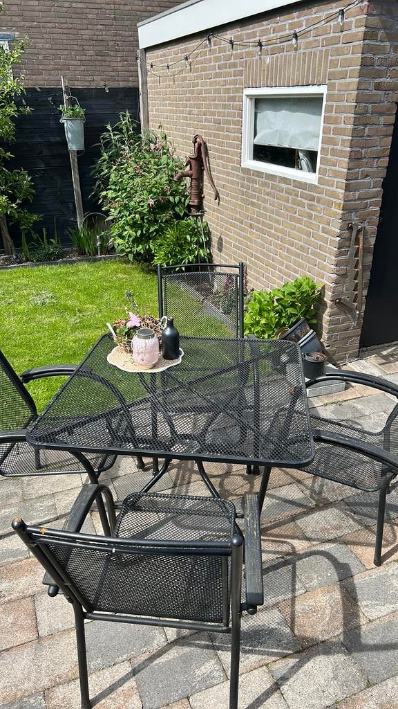 Zwart metalen tuinset, Ophalen, Zo goed als nieuw, Overige materialen