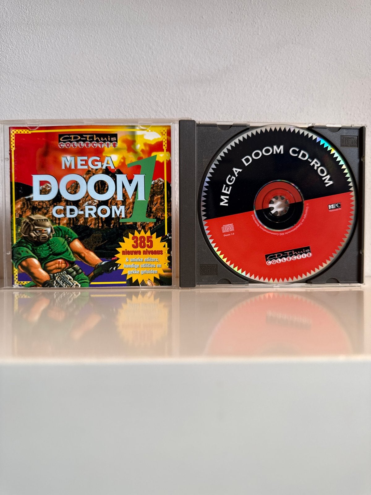 Mega Doom 1 CD-ROM - CD-Thuis Collectie, Spelcomputers en Games, Gebruikt, Shooter, 1 speler, Ophalen of Verzenden