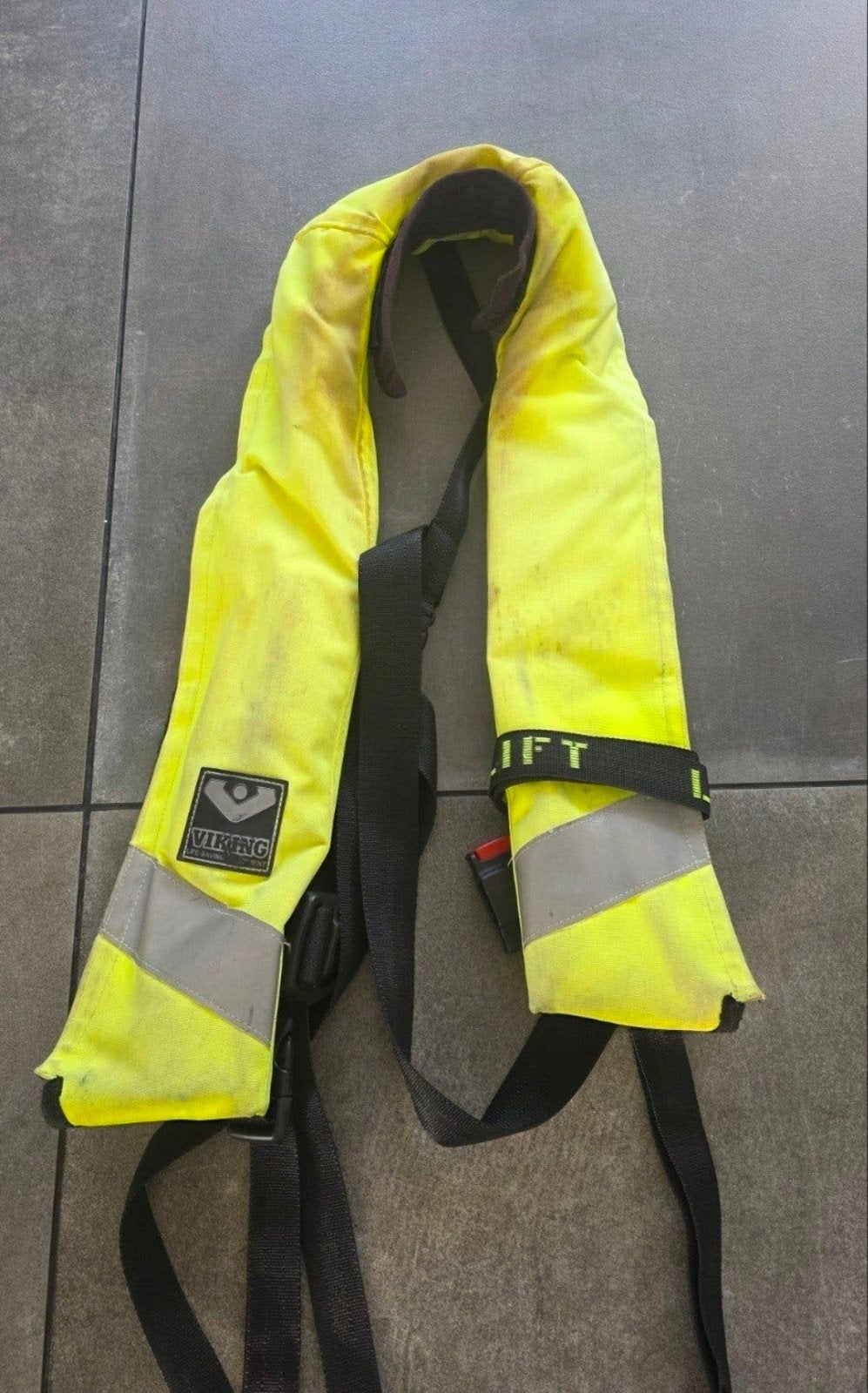 Reddingsvest Manuel/Automatisch 275N, Watersport en Boten, Watersportkleding, Viking, Gebruikt, Ophalen of Verzenden, Dame of Heer