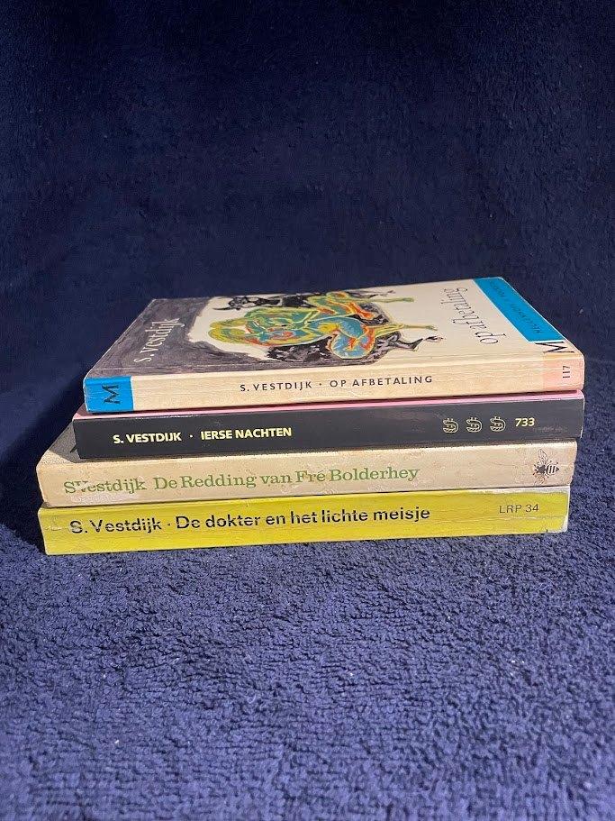 4 Boeken van Simon Vestdijk., Boeken, Ophalen of Verzenden, Gelezen, Simon Vestdijk., Nederland