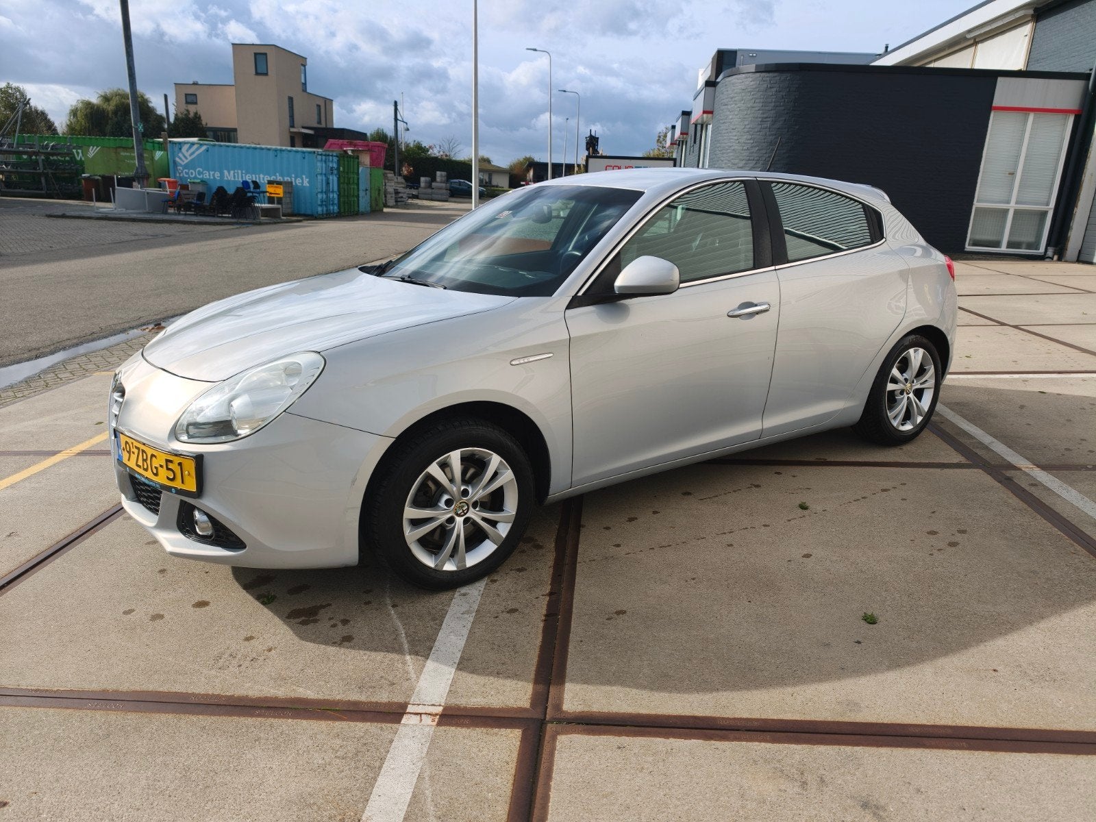 Alfa Romeo Giulietta 1.4 Turbo BJ 2014 navi clima pdc led, Auto's, Dealer onderhouden, Stof, 1280 kg, 4 cilinders
