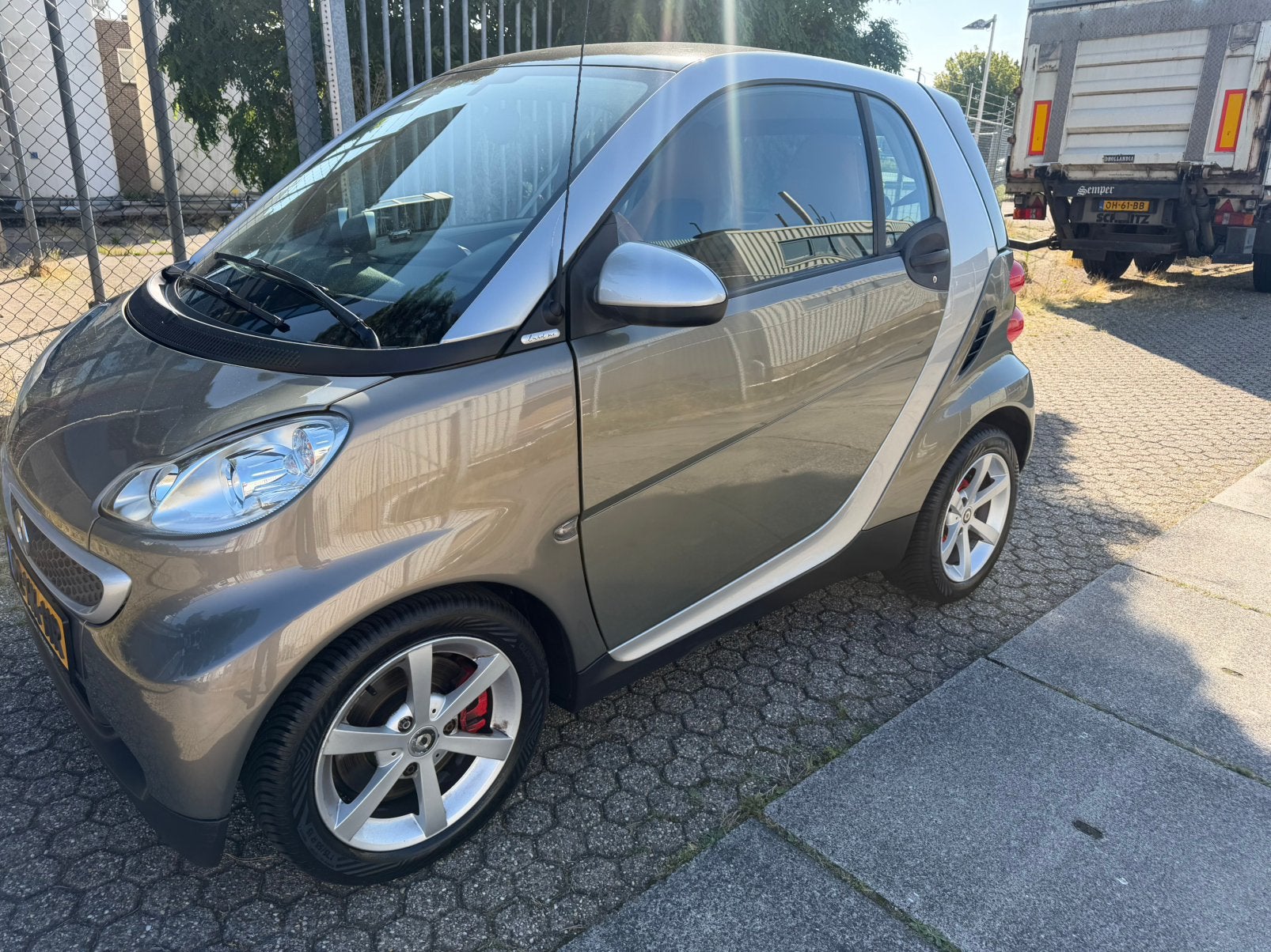 Fortwo Limited One Airco CruiseControl Garantie apk 08-27, Auto's, Bedrijf, Te koop, Stoelverwarming