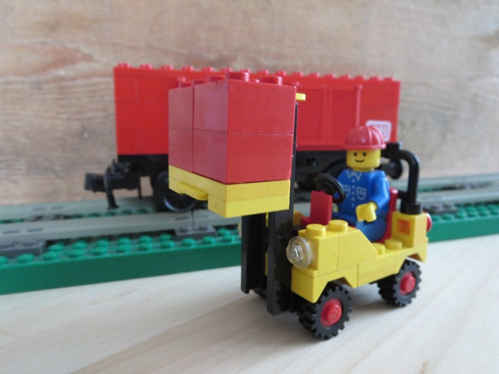 12V Rails Trein Open Bak Wagon & Heftruck (7730; 12 Volt), Overige thema's, Lego, Ophalen of Verzenden, Zo goed als nieuw