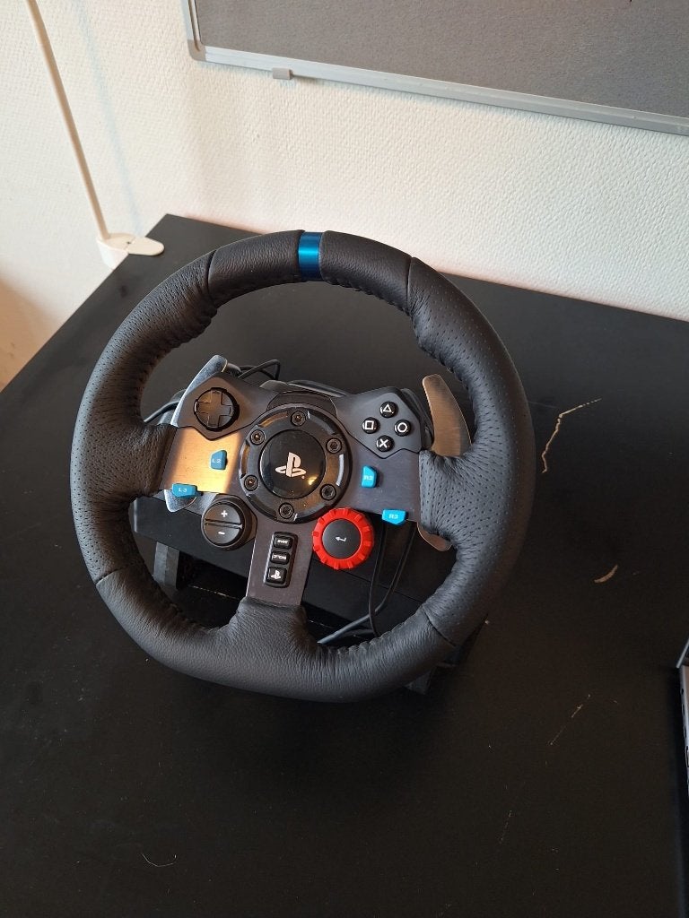 Racestuur met pedalen - Logitech G29, Computers en Software, Ophalen of Verzenden, Zo goed als nieuw, Logitech