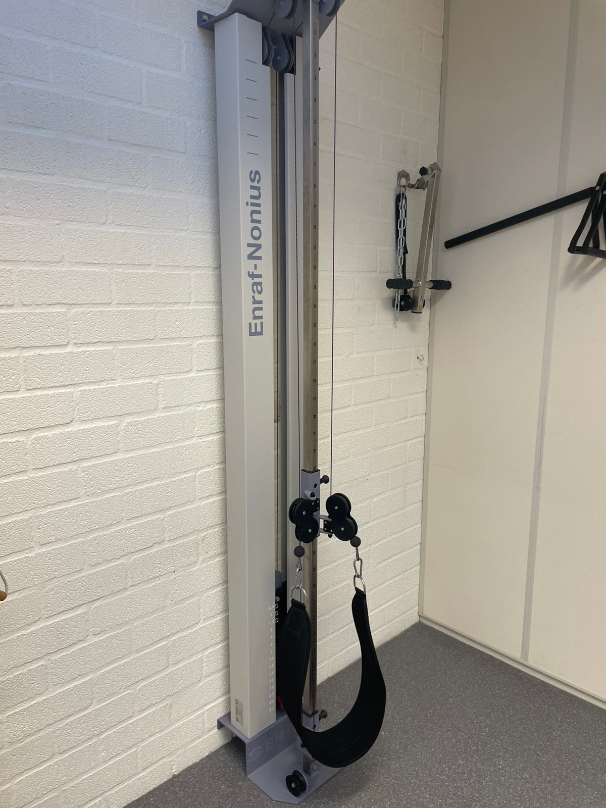 Enraf-Nonius Pulley met accessoires - Fysiotherapie/Fitness, Ophalen, Gebruikt, Overige typen, Armen